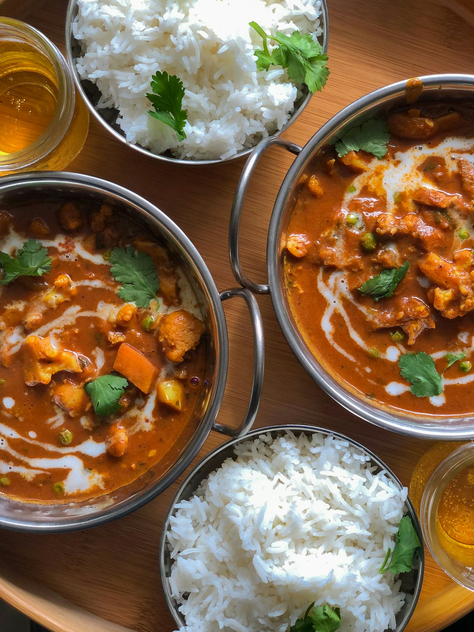 Indische Currys mit Reis